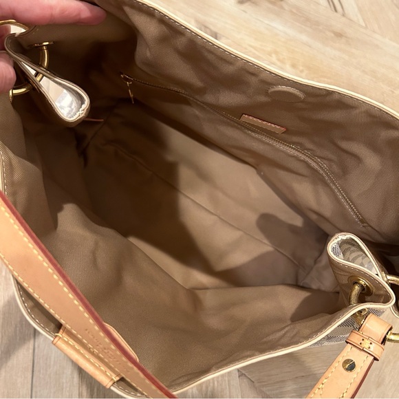 Excellent Condition!  Louis Vuitton Graceful in Damier Azur pattern. - Picture 10 of 15